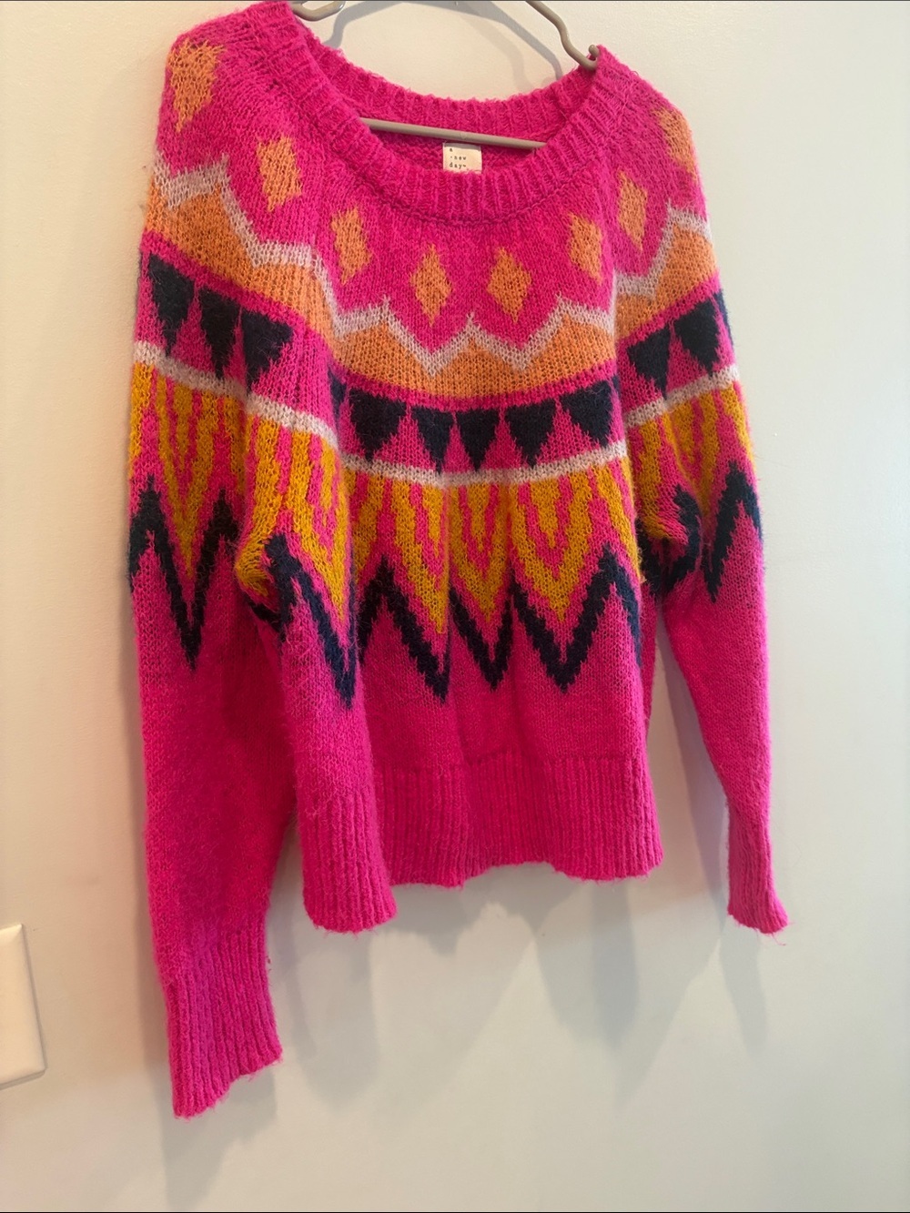 a new day Hot Pink Geometric Crewneck Sweater ptp 25 length 25 - Picture 4 of 6